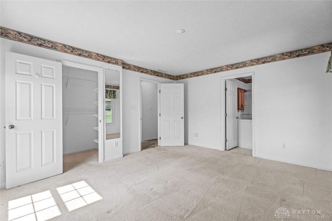1754 Brandonhall Drive, Miamisburg, Ohio image 14