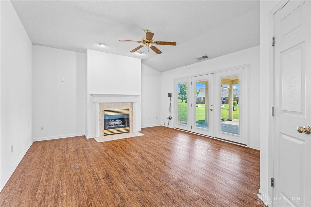 1754 Brandonhall Drive, Miamisburg, Ohio image 13