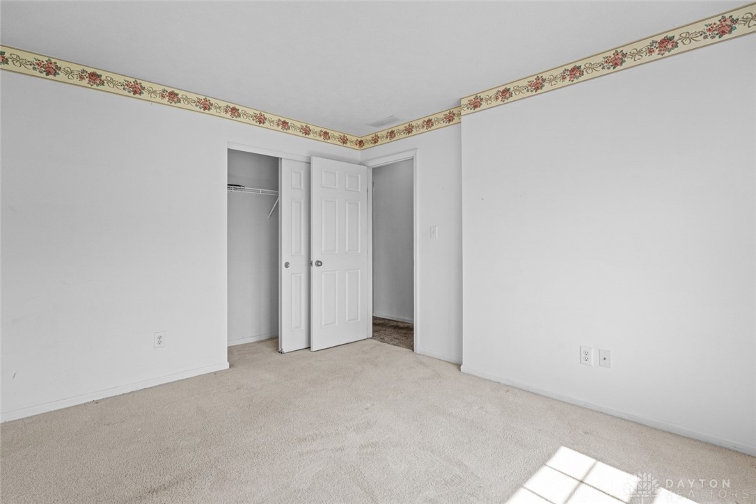 1754 Brandonhall Drive, Miamisburg, Ohio image 18