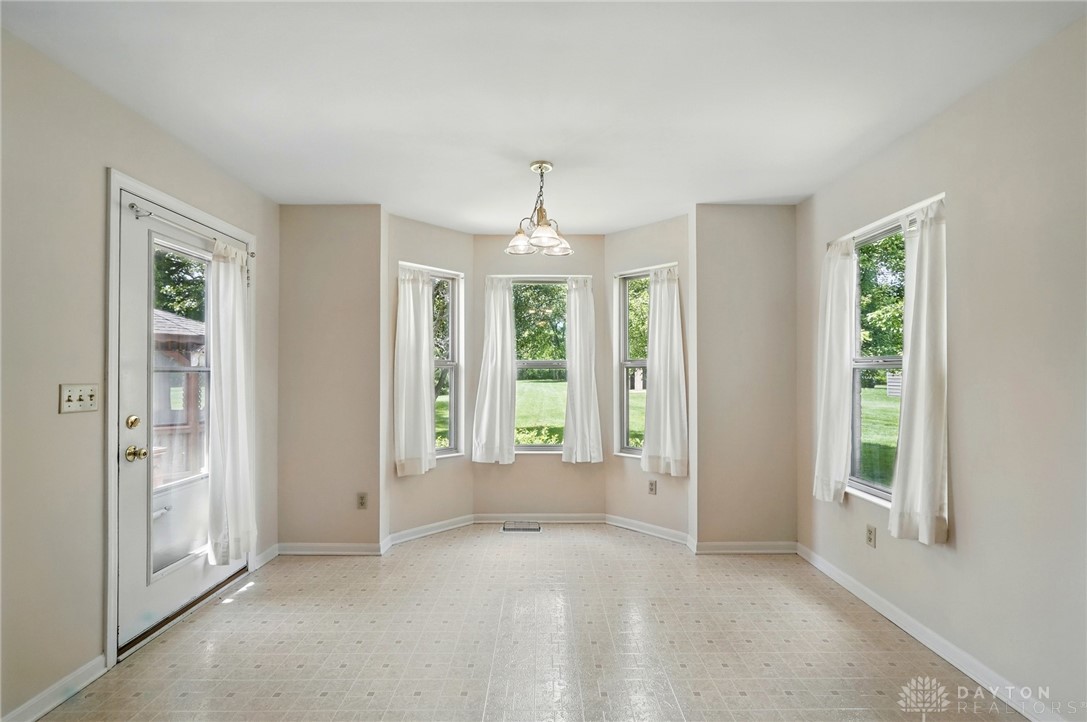 6319 Winding Way, Maineville, Ohio image 19