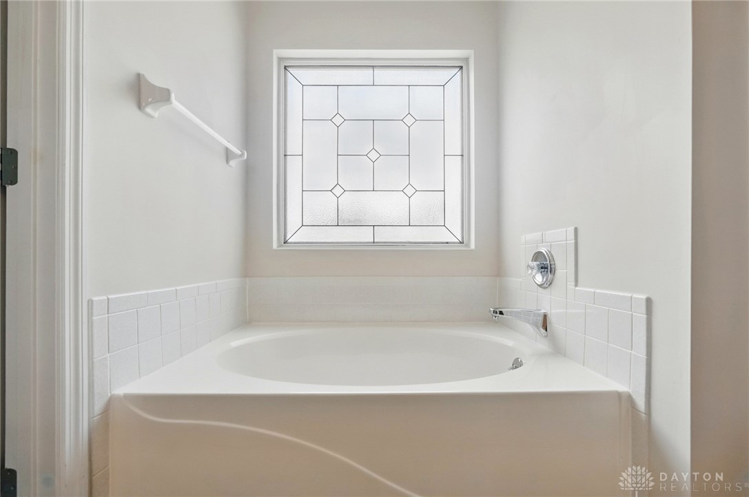 6319 Winding Way, Maineville, Ohio image 33