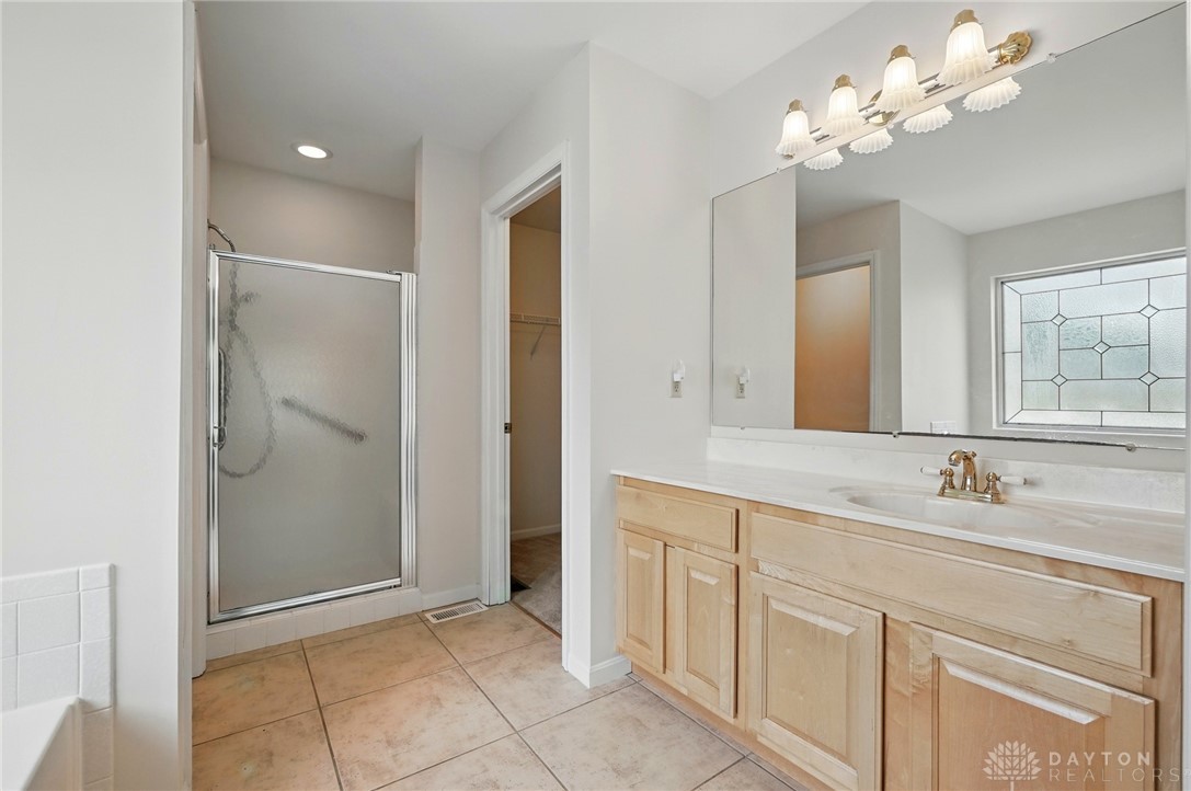 6319 Winding Way, Maineville, Ohio image 35