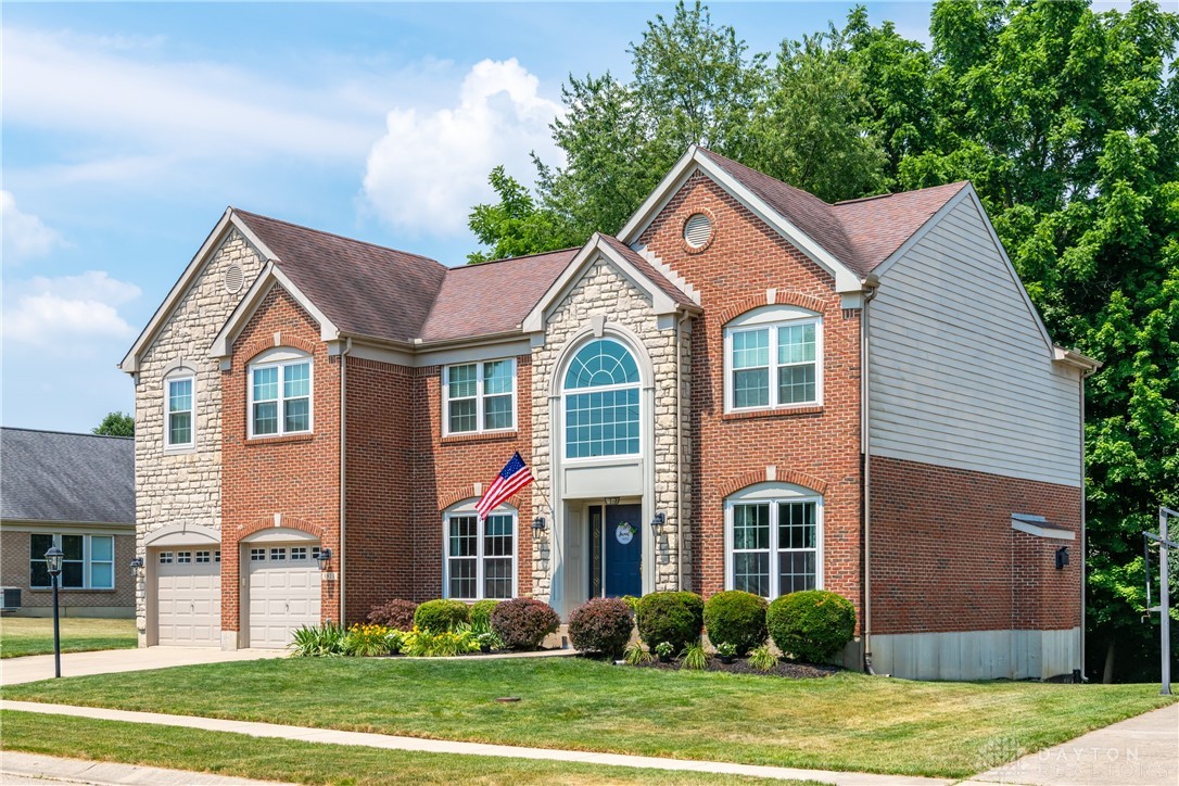 1923 Bellbrook Woods Court, Bellbrook, Ohio image 1