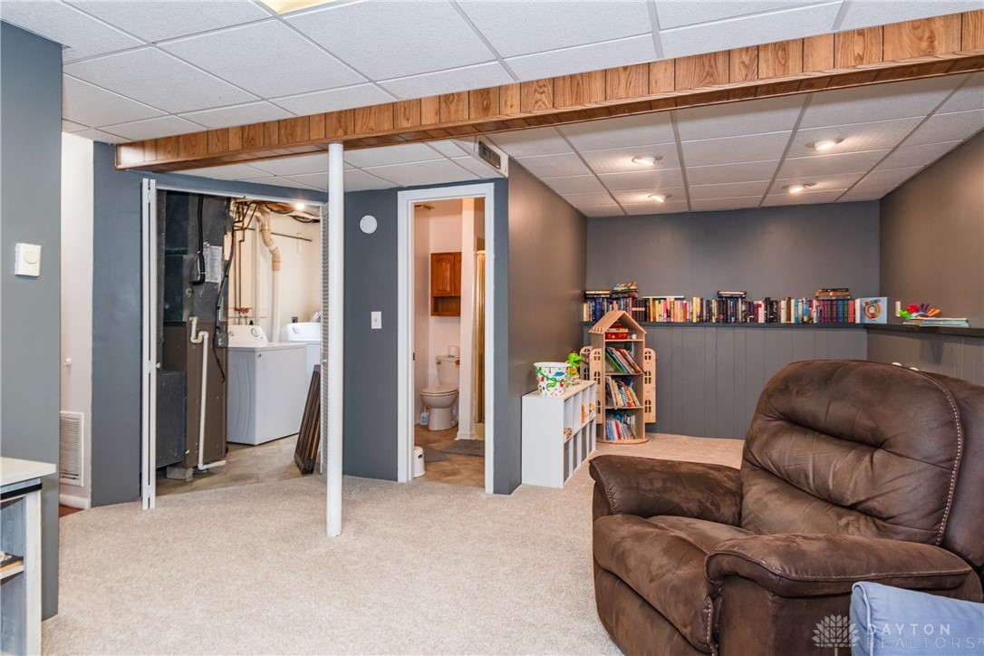 9558 Copper Creek Court, Miamisburg, Ohio image 17