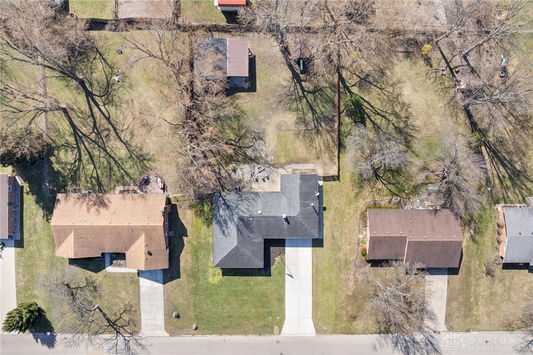 3051 Maginn Drive, Beavercreek, Ohio image 47