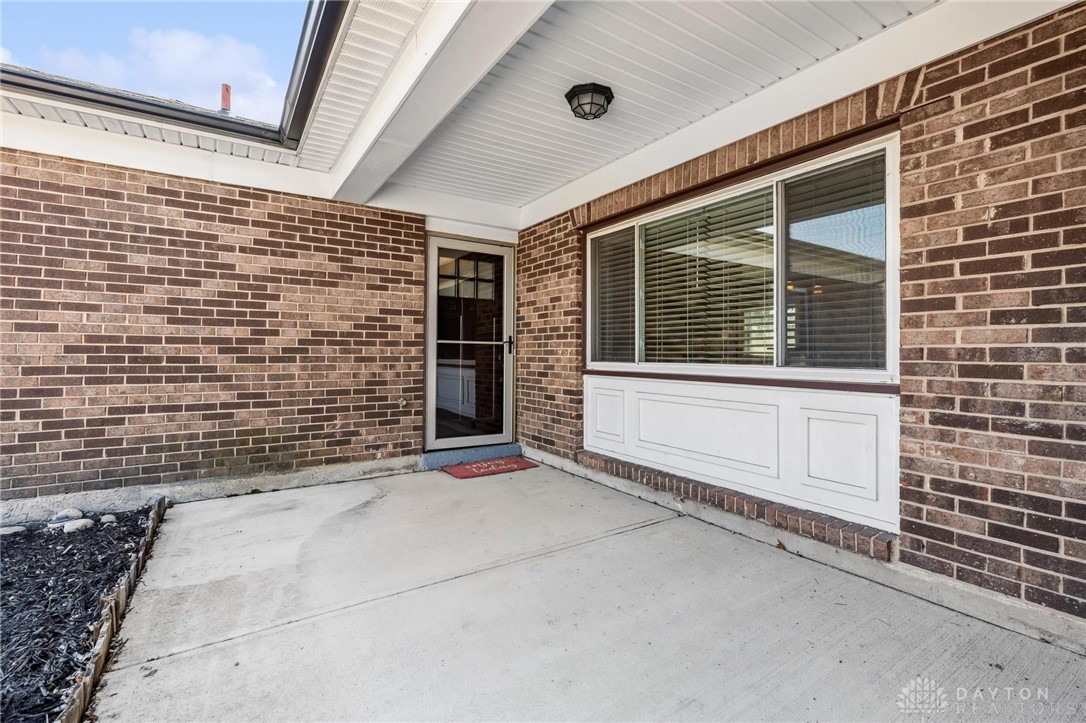 3051 Maginn Drive, Beavercreek, Ohio image 14