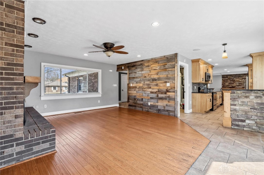 3051 Maginn Drive, Beavercreek, Ohio image 27