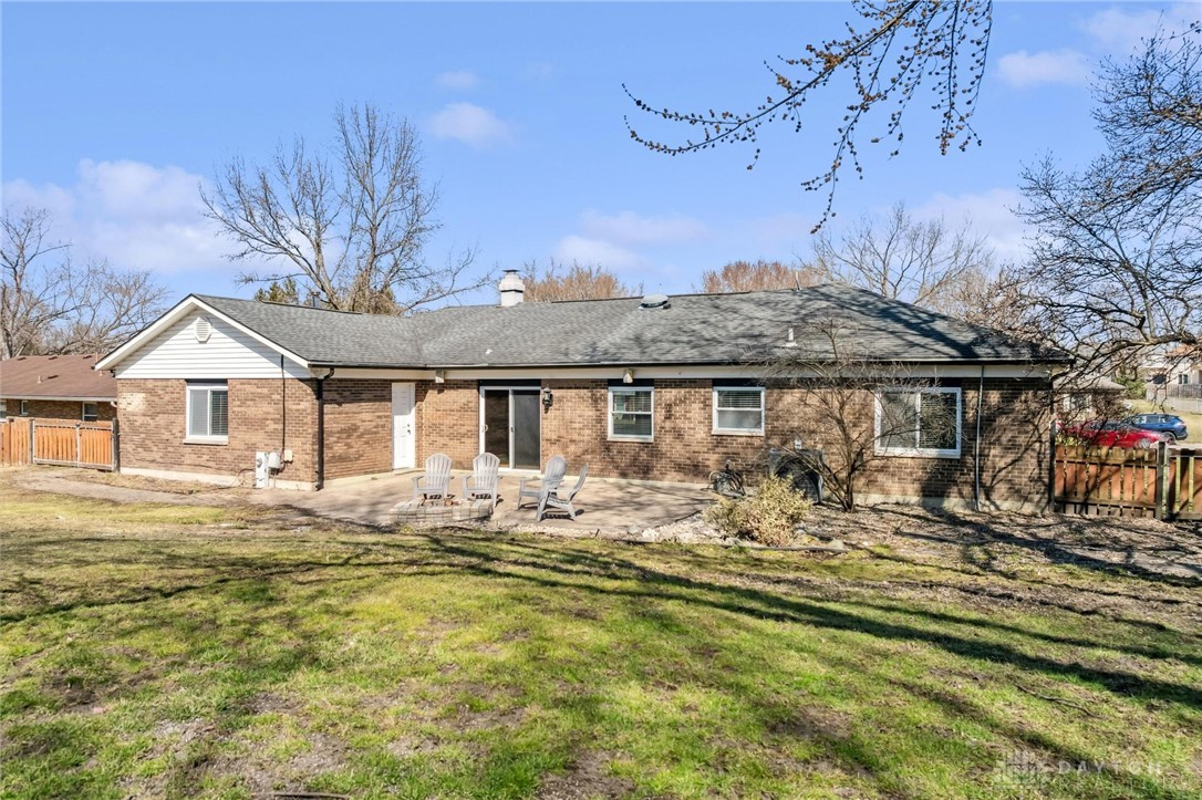3051 Maginn Drive, Beavercreek, Ohio image 8