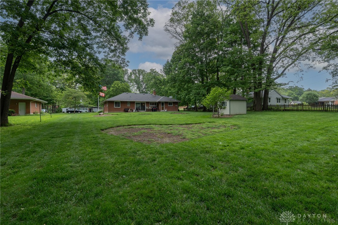 2721 Bahns Drive, Beavercreek, Ohio image 23