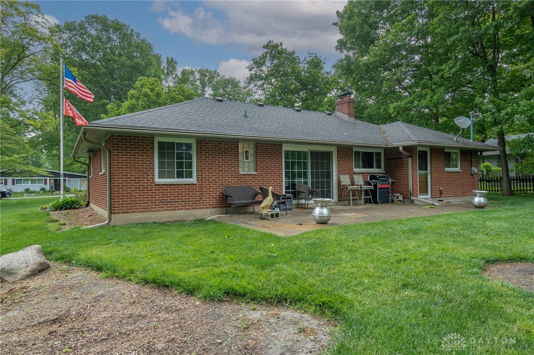 2721 Bahns Drive, Beavercreek, Ohio image 19