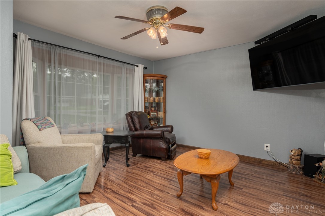 2721 Bahns Drive, Beavercreek, Ohio image 16