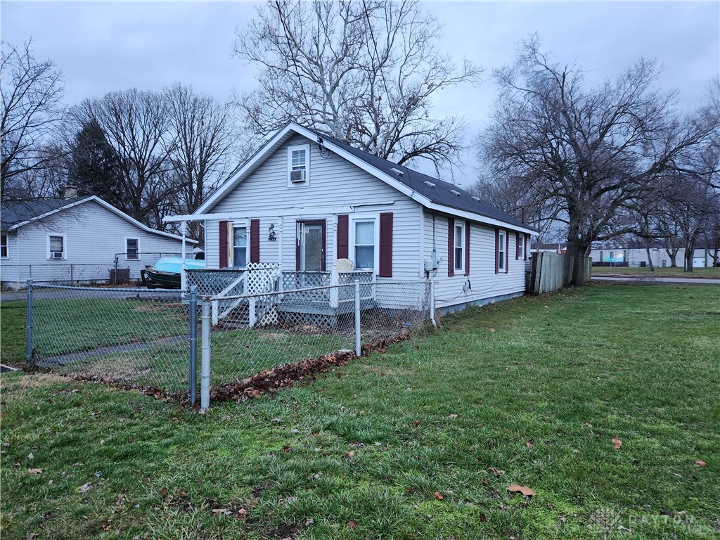 3417 Beechgrove Road, Moraine, Ohio image 1