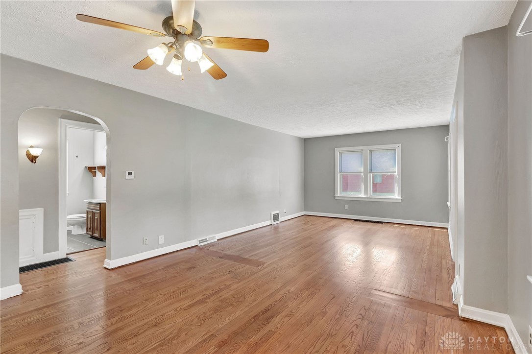 543 W Market Street, Germantown, Ohio image 7