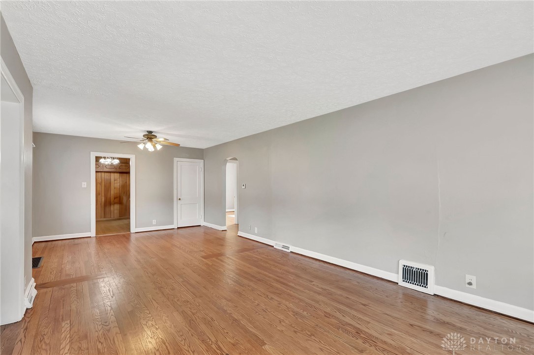 543 W Market Street, Germantown, Ohio image 2