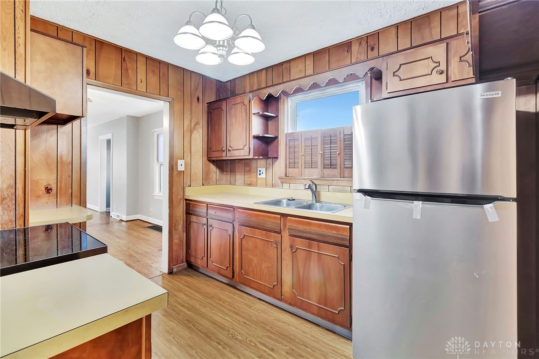 543 W Market Street, Germantown, Ohio image 9