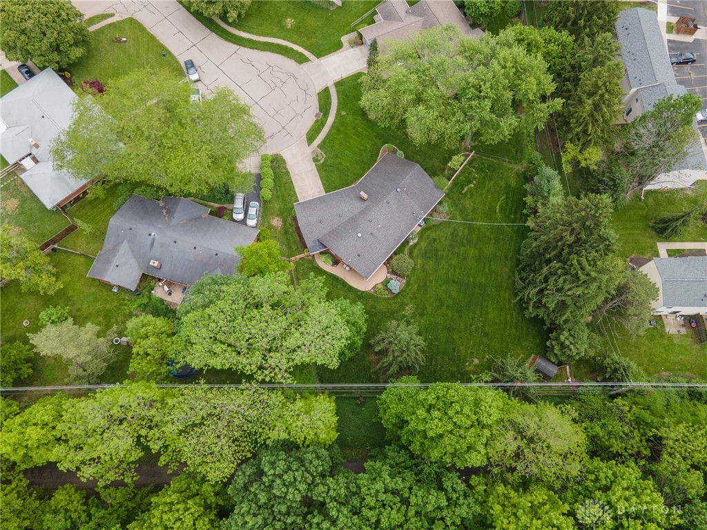 5374 Oak Bend Circle, Kettering, Ohio image 37