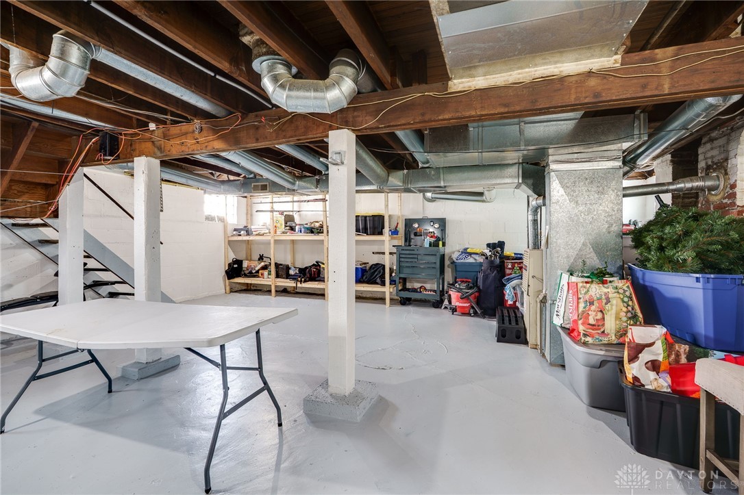 146 S Kensington Place, Springfield, Ohio image 38