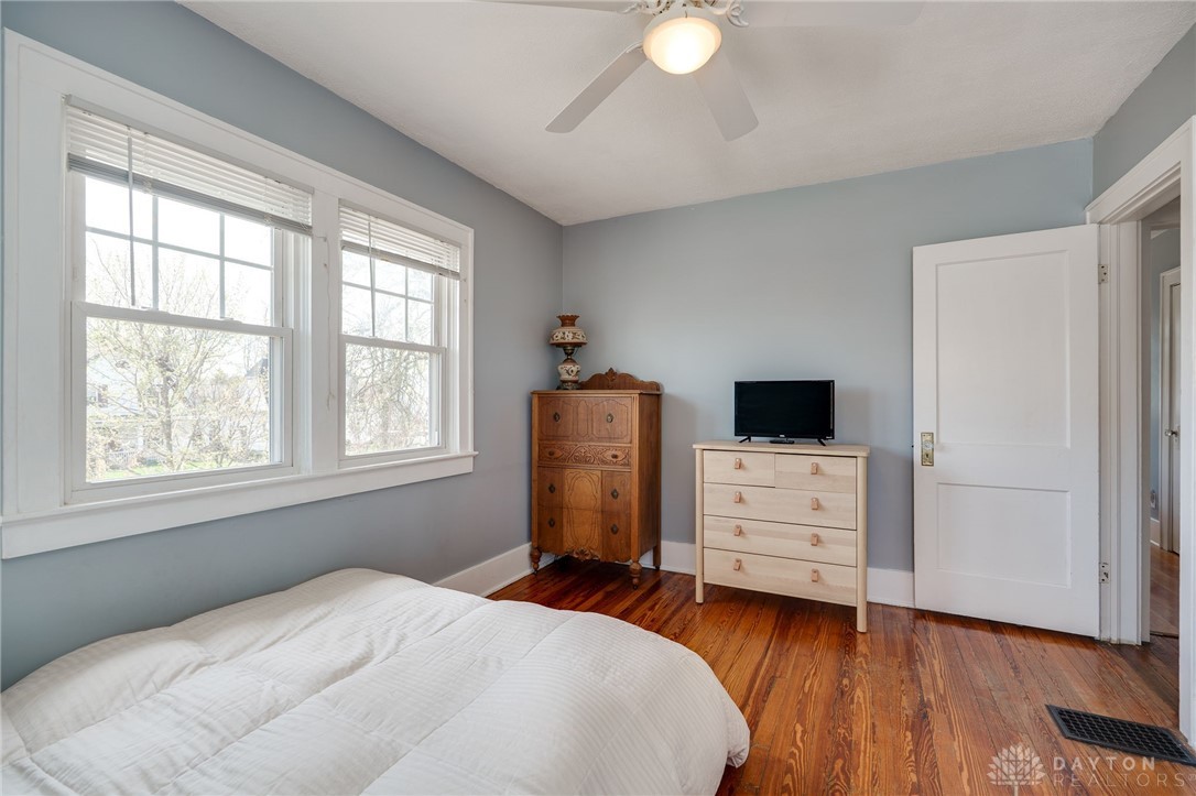 146 S Kensington Place, Springfield, Ohio image 27