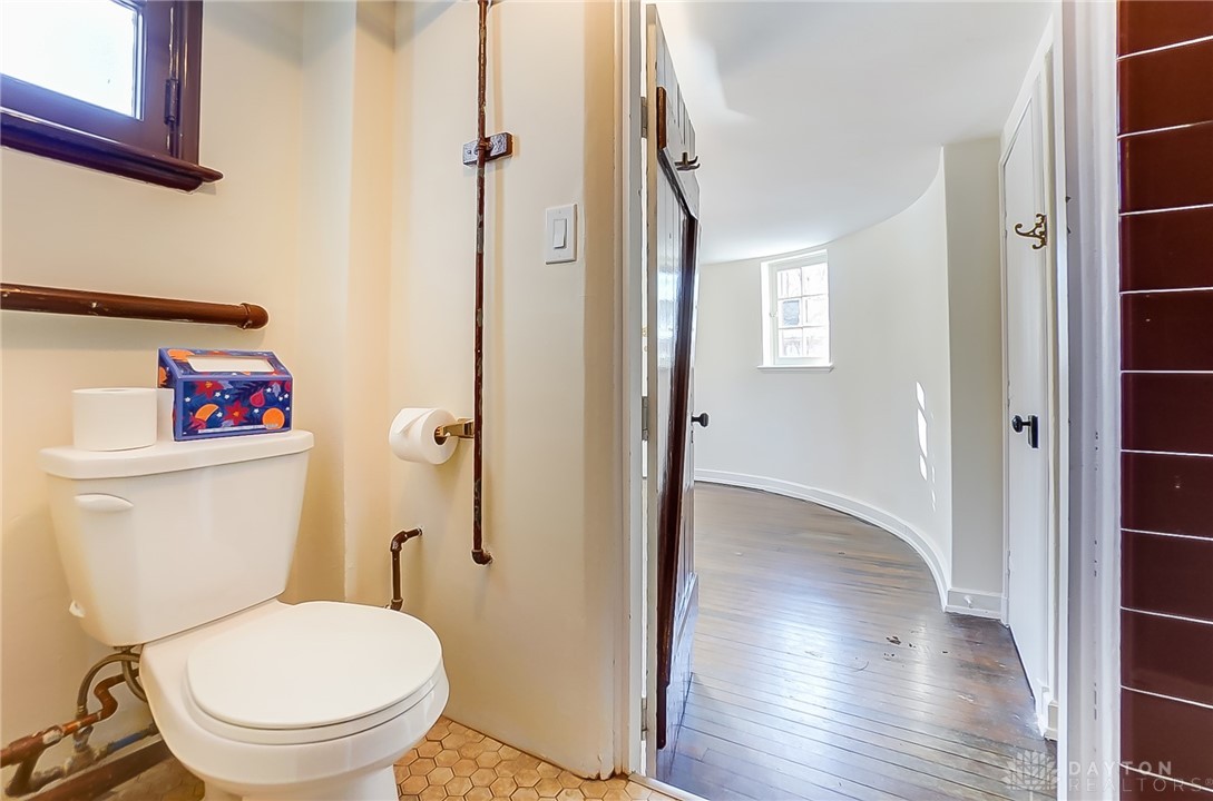1515 Woodstock Drive, Oakwood, Ohio image 46