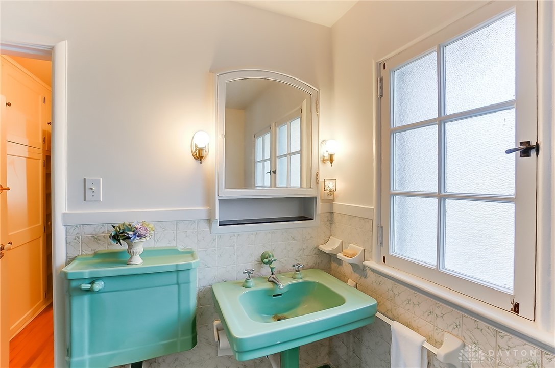 1515 Woodstock Drive, Oakwood, Ohio image 38