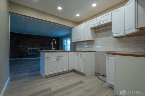 Tiny photo for 4677 Kolmar Avenue, Dayton, OH 45432 (MLS # 945302)