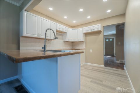 Tiny photo for 4677 Kolmar Avenue, Dayton, OH 45432 (MLS # 945302)