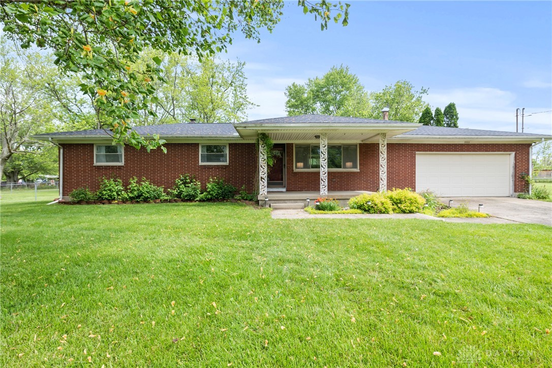 3322 W Jackson Road, Springfield, Ohio image 1