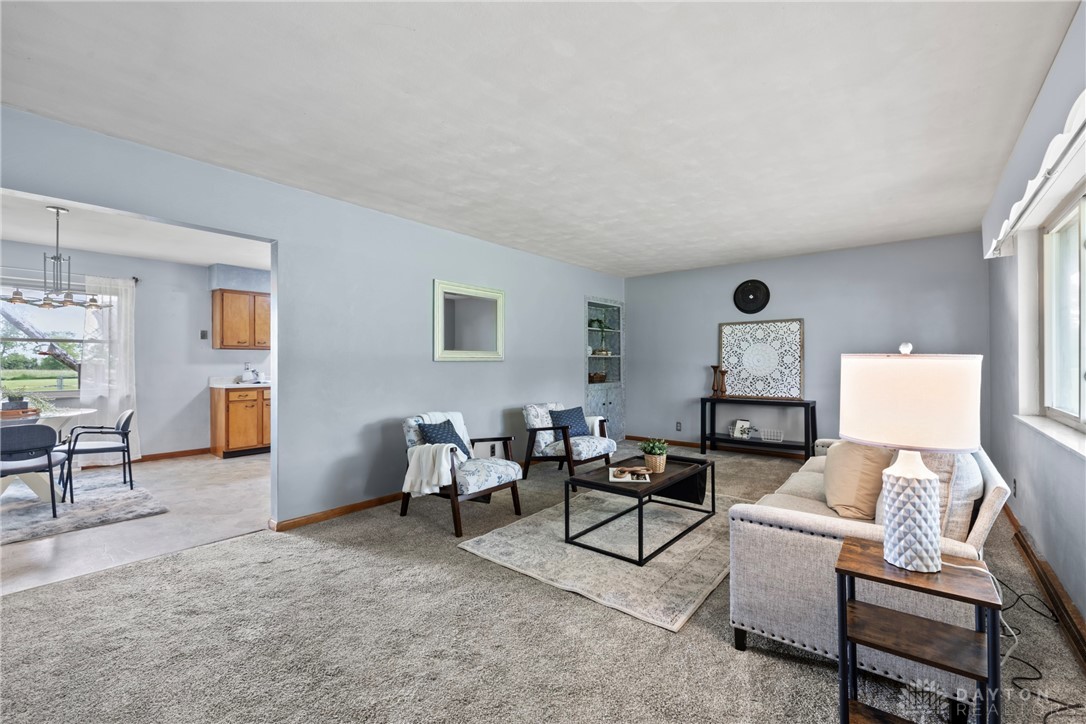 3322 W Jackson Road, Springfield, Ohio image 6