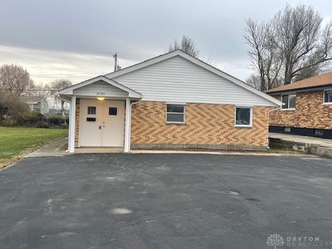 Photo of 2520 Ontario Avenue, Dayton, OH 45414 (MLS # 948727)