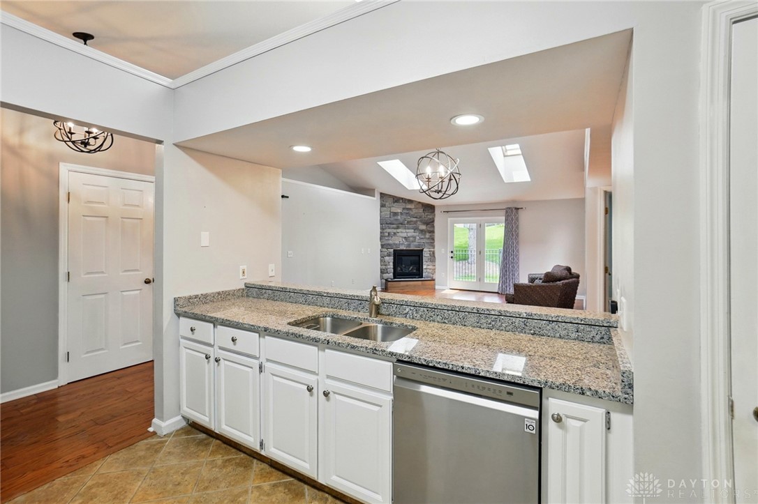3 Pheasant Run Circle, Springboro, Ohio image 13