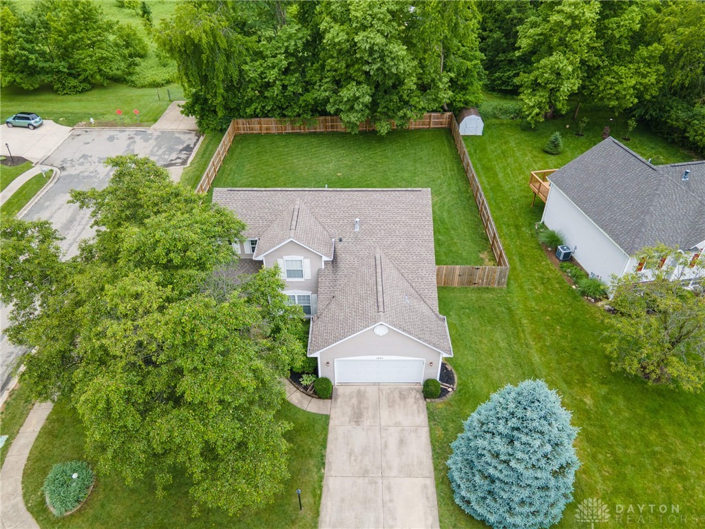 2465 Dewpoint Circle, Fairborn, Ohio image 50