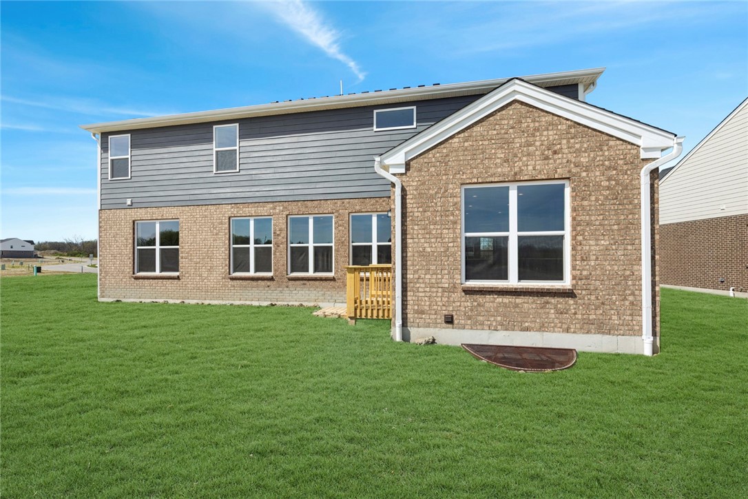 2323 Trail View 8582
