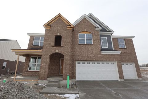 Photo of 2323 Trail View #8582, Turtlecreek Twp, OH 45036 (MLS # 954496)