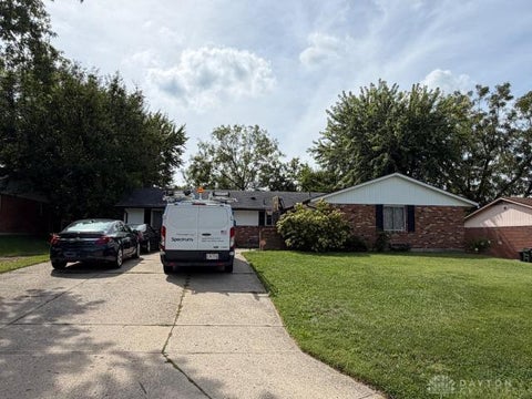 Photo of 4814 Pierpont Drive, Dayton, OH 45426 (MLS # 970516)