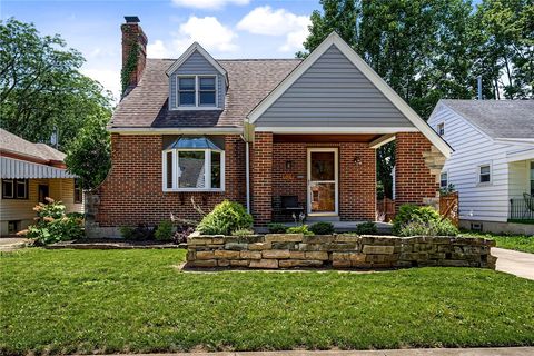 Homes For Sale - 824 Buckingham Road<br/> Dayton, OH 45419