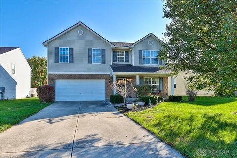 Photo of 136 Worthington Drive, Germantown, OH 45327 (MLS # 946970)