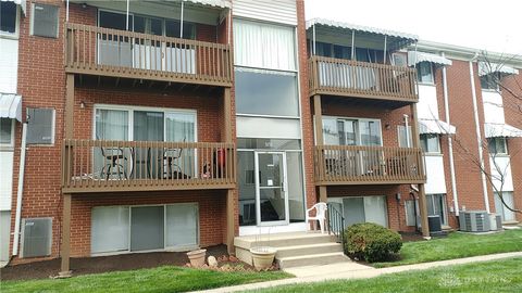 Photo of 5710 Coach Drive #E, Dayton, OH 45440 (MLS # 941546)