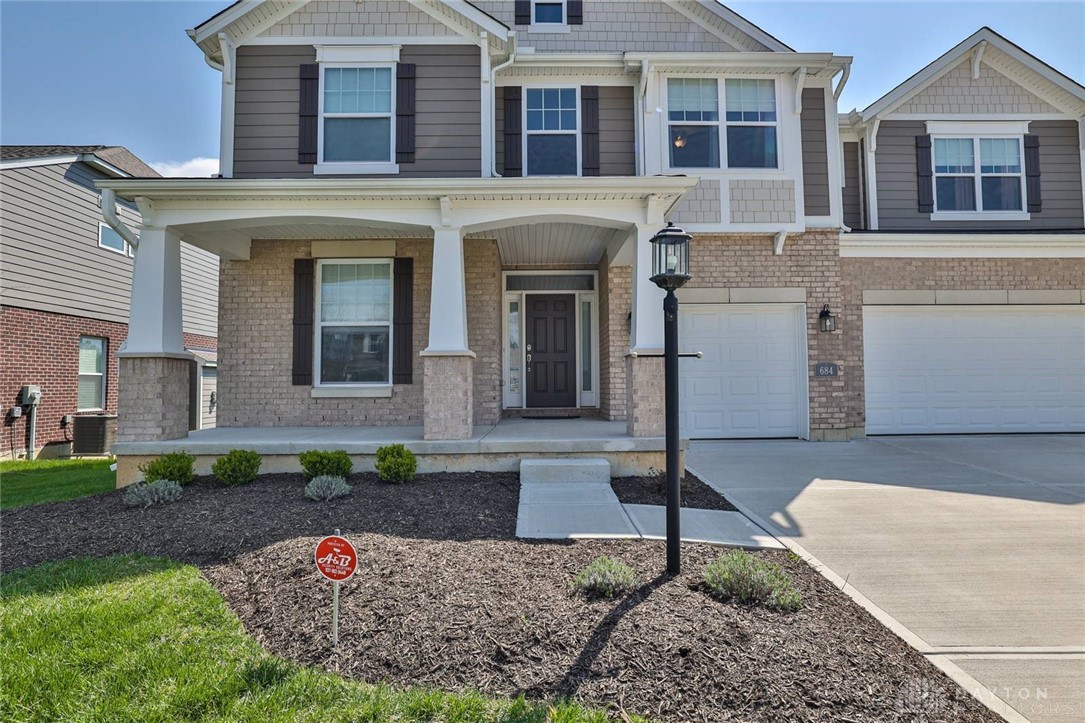684 Newton Drive, Beavercreek, Ohio image 3