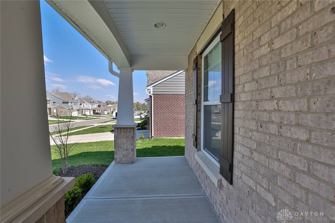 684 Newton Drive, Beavercreek, Ohio image 2