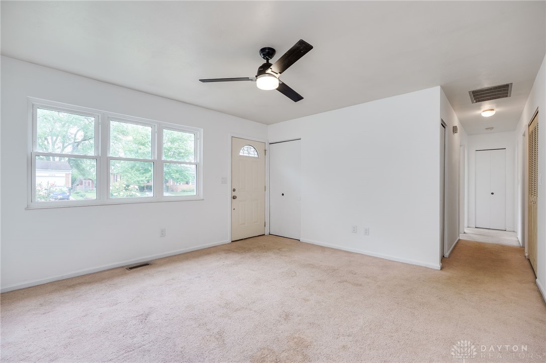 1052 Greenfield Drive, Troy, Ohio image 10