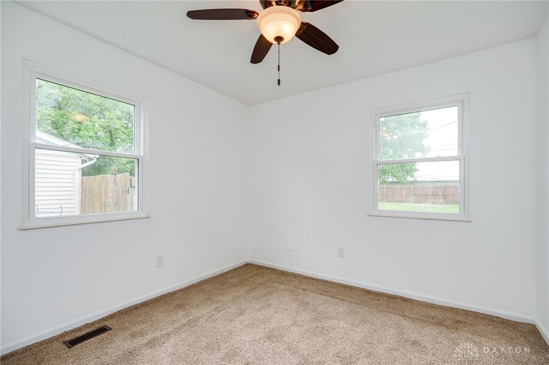 1052 Greenfield Drive, Troy, Ohio image 24