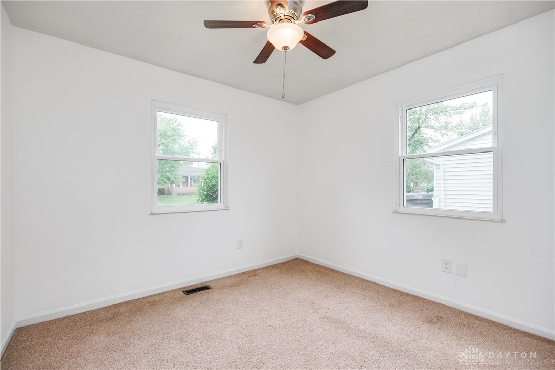 1052 Greenfield Drive, Troy, Ohio image 22