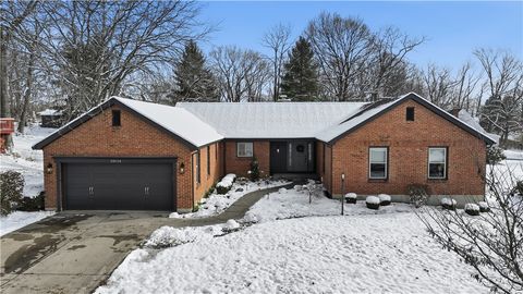 Photo of 10114 Spiritoak Lane, Colerain Twp, OH 45252 (MLS # 948835)