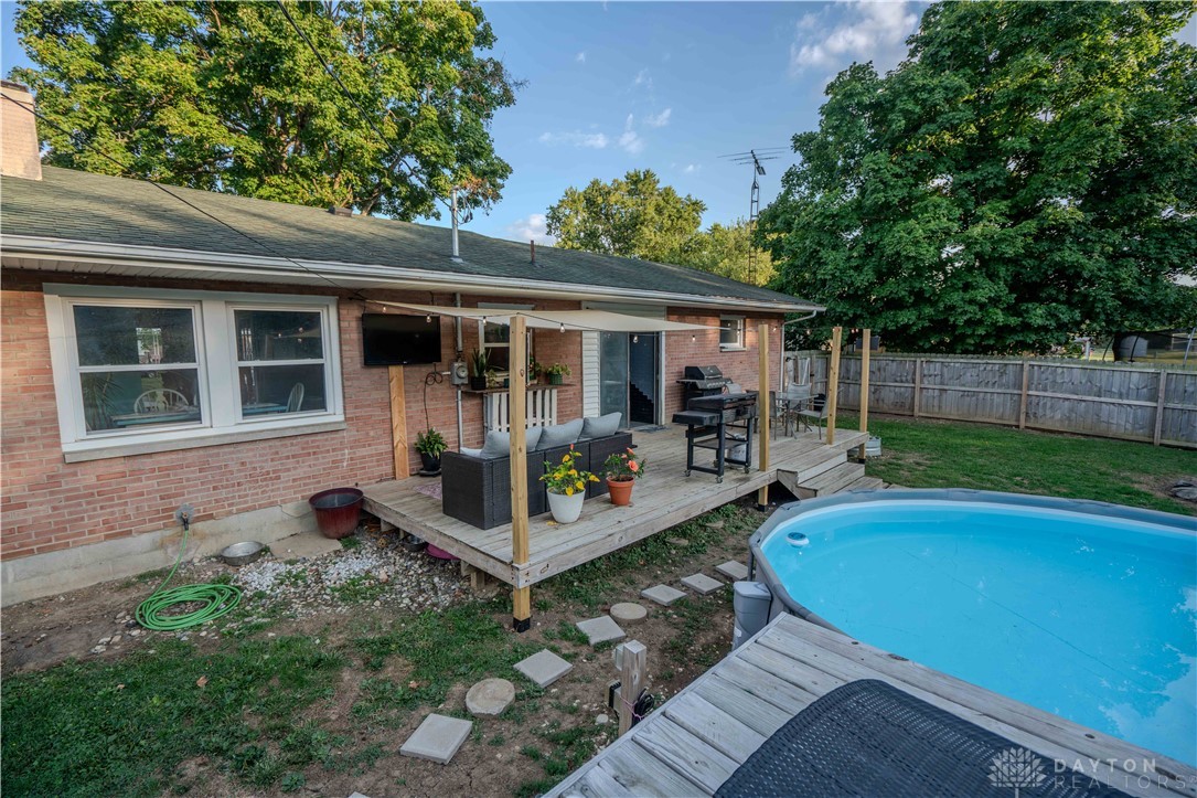 West Alexandria, Ohio 45381, United States, 3 Bedrooms Bedrooms, ,2 BathroomsBathrooms,Residential,Active,219241