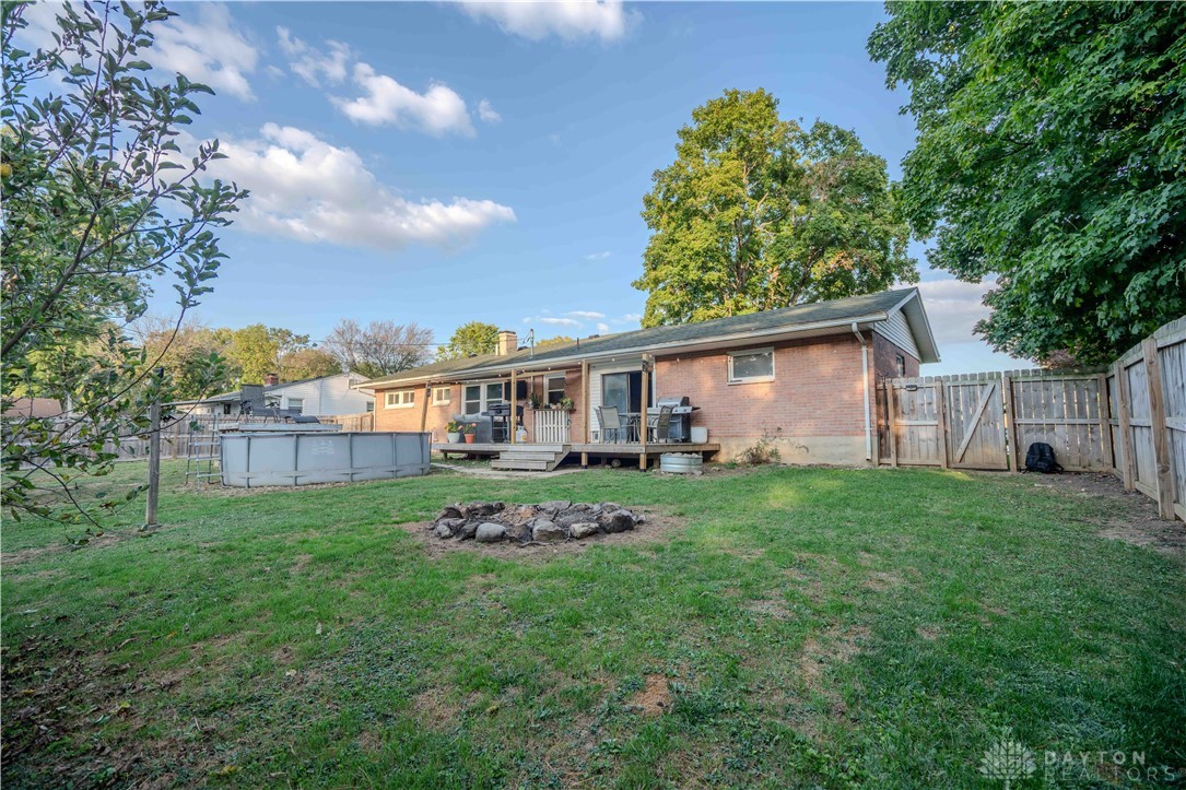 West Alexandria, Ohio 45381, United States, 3 Bedrooms Bedrooms, ,2 BathroomsBathrooms,Residential,Active,219241