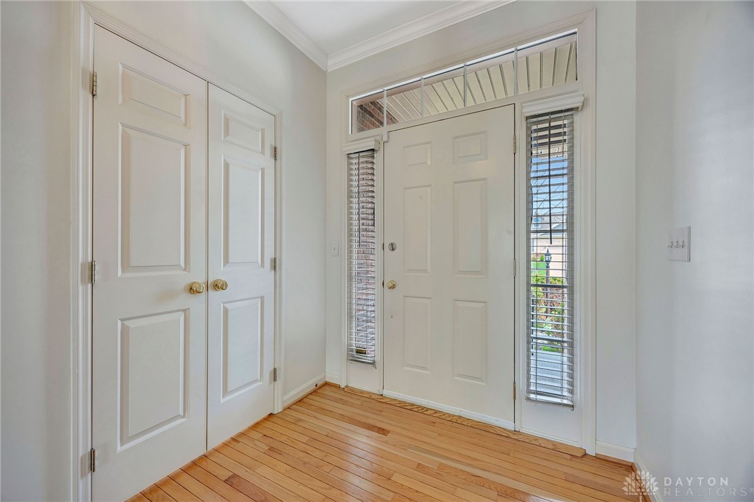 2773 Mill Pond Court, Hamilton, Ohio image 4