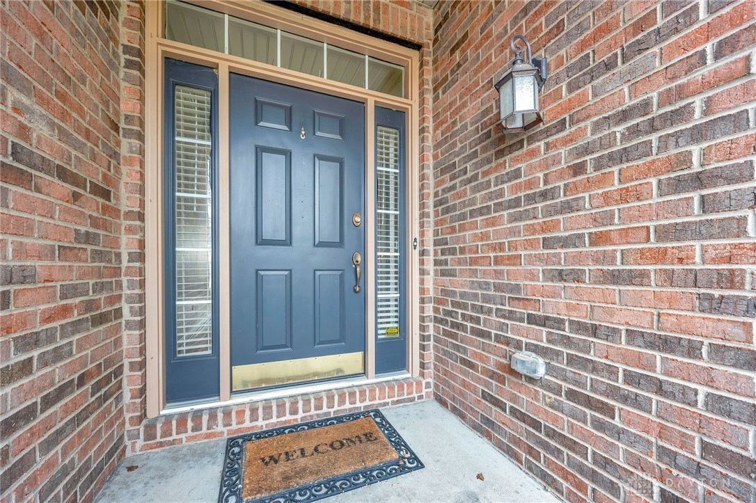 2773 Mill Pond Court, Hamilton, Ohio image 3