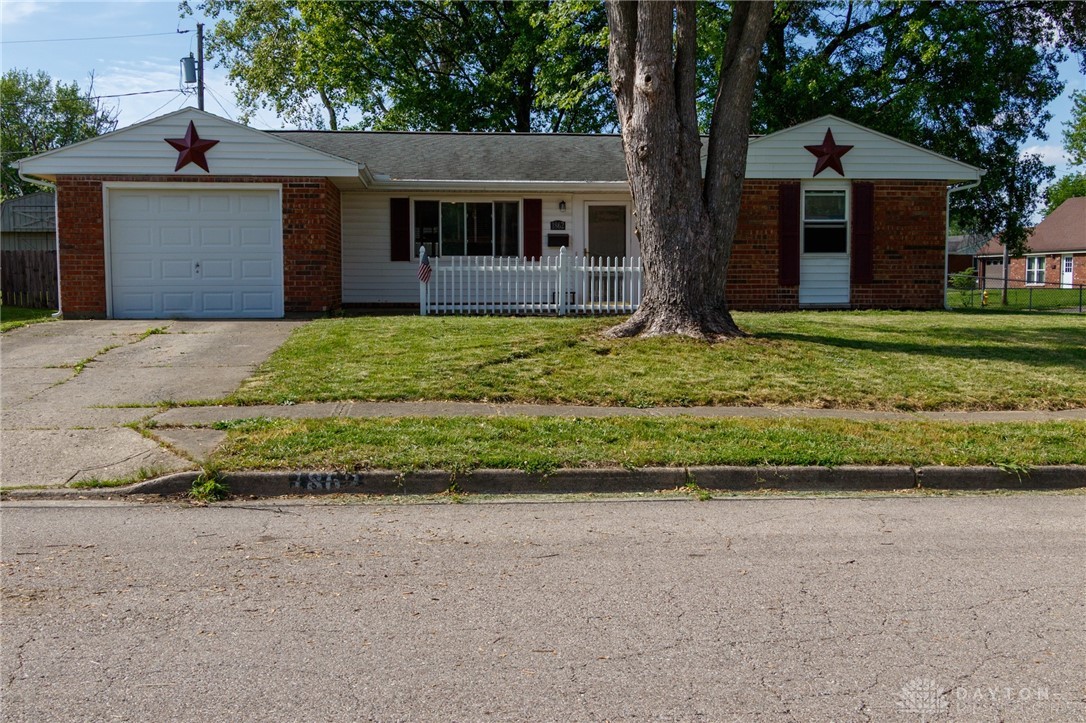 1862 Connecticut Drive, Xenia, Ohio image 1