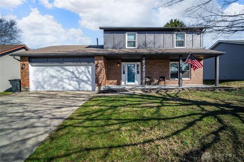 Photo of 80 Elkins Lane, Springboro, OH 45066 (MLS # 952889)