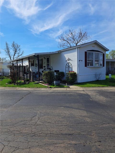 Photo for 5331 Silverdome Drive